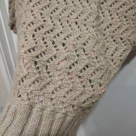 NWT DKNY Jeans Women's Tan Mohair Wool Blend Slouchy Cowl Neck Sweater Sz S Y2K - Picture 6 of 7